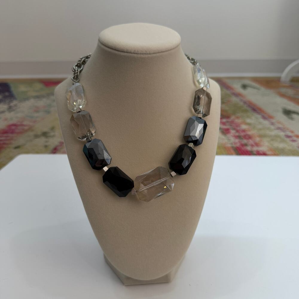 White House Black Market Statement Necklace